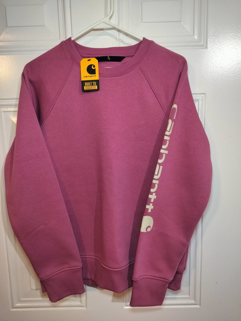 Carhartt Women’s Midweight Graphic Crewneck Sweatshirt Pink Size S 4–6 NWT